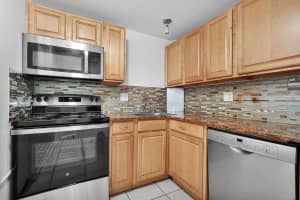 9 Ne 19th Court 111c, Wilton Manors