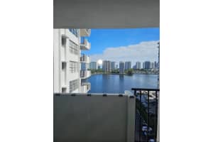 2750 Ne 183rd Street 1101, Aventura