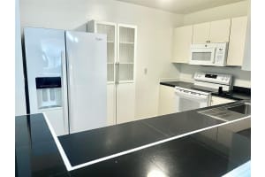 4394 Nw 9th Avenue 21-2a, Deerfield Beach