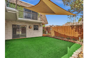 8111 Sw 24th Street 8111, North Lauderdale