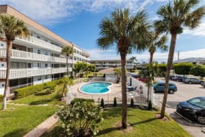 490 Se 19th Avenue 203, Pompano Beach