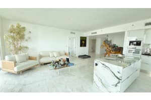 7910 Harbor Island Drive 805, North Bay Village