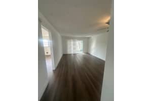 5860 Nw 64th Avenue 307, Fort Lauderdale