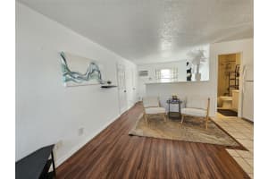 1021 Se Monterey Road 1-39, Stuart