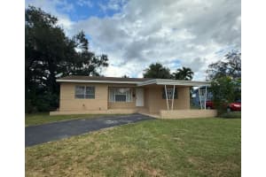 6817 Sw 10th Street, Pembroke Pines