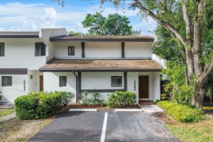 19986 Ne 5th Court 4d, Miami