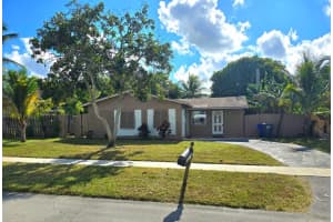 7708 Sw 9th Street, North Lauderdale