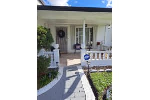 4290 Nw 45th Terrace, Lauderdale Lakes