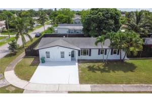 11872 Sw 196th Terrace, Miami