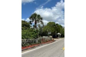 6300 S Falls Circle Drive, Lauderhill