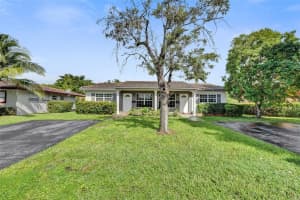 4017 Woodside Drive, Coral Springs