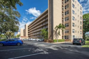 4550 Nw 18th Avenue 104, Deerfield Beach