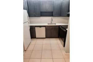 3253 Nw 104 3253, Coral Springs