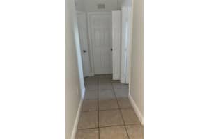 2903 Se 17th Avenue 211, Homestead