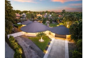 700 S Old Nob Hill Road, Plantation