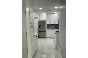 649 W Oakland Park Boulevard 211-a, Wilton Manors