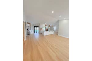 5446 Alta Way, Greenacres