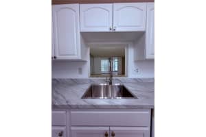 301 Ne 14th Avenue 108, Hallandale Beach