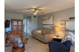 34 Pine Arbor Lane 203, Vero Beach