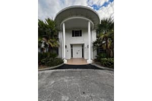 6750 Ne 21st Road 103, Fort Lauderdale
