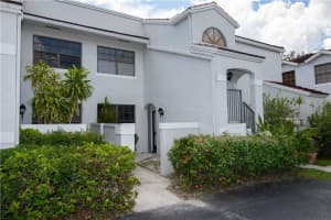 11969 Nw 11th Street 11969, Pembroke Pines