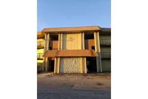 5335 Nw 10th Court 307, Plantation