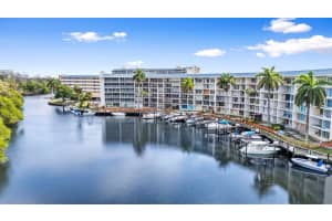 1319 E Hillsboro Boulevard 111, Deerfield Beach