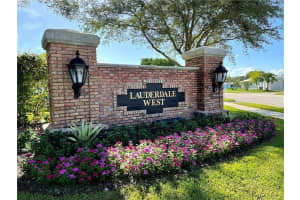 8845 Nw 14th Street, Plantation