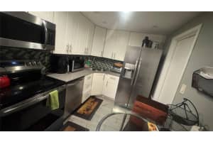 3111 Oakland Shores Drive F-201, Oakland Park
