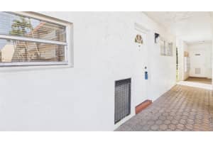 381 S Hollybrook Drive 106, Pembroke Pines