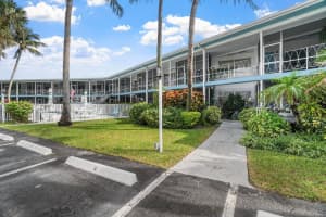 2748 Ne 28th Avenue 13, Lighthouse Point