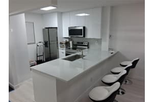 100 Berkley Road 105, Hollywood