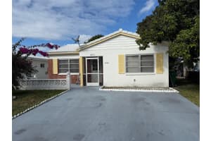 6805 Nw 75th Drive, Tamarac