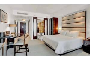 4391 Collins Avenue 1913, Miami Beach