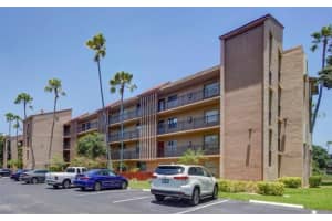 370 Nw 76th Avenue 202, Margate