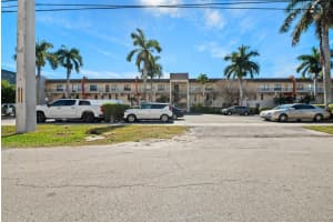 1100 Crystal Lake Drive 105, Deerfield Beach, Fl 33064, Pompano Beach
