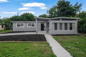 4730 Nw 11th Place, Lauderhill