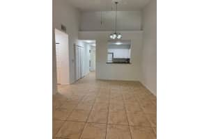 2941 Riverside Drive 303, Coral Springs
