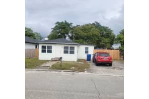 1116 W 32nd Street, Riviera Beach