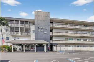 941 Crystal Lake Drive 311, Deerfield Beach