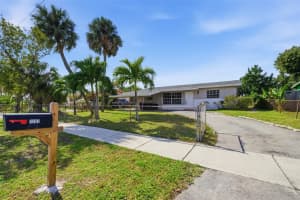 1287 Nw 31st Way, Lauderhill