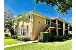 741 Nw 104th Avenue 203, Hollywood