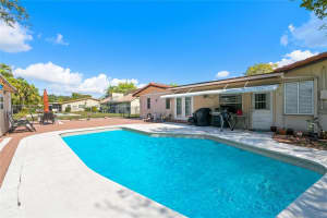 4010 Coral Springs Drive, Coral Springs