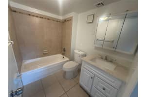 7960 N Colony Circle 206, Tamarac