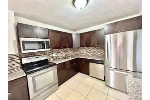 6101 N Falls Circle Drive 402, Lauderhill