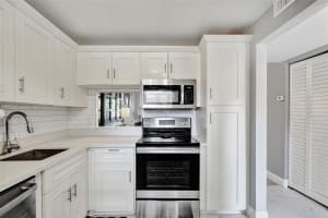 3050 Holiday Springs Boulevard 210, Margate