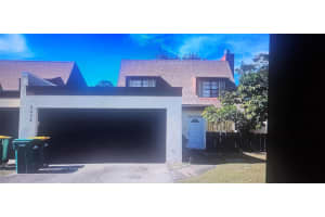 3454 Pheasant Court, Melbourne