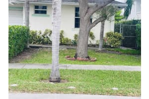 717 Ne 4th Street, Hallandale Beach 717 Ne 4th Street, Hallandale Beach