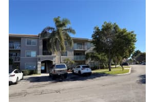5005 Wiles Road 307, Coconut Creek