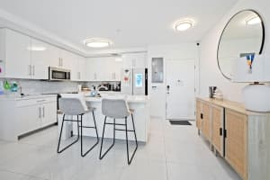 2651 Ne 212th Terrace 201, Aventura